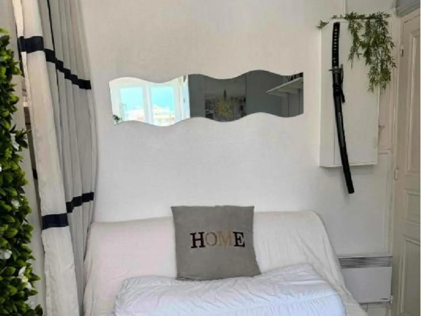 Apartment Studette Paris Champs Elysees France